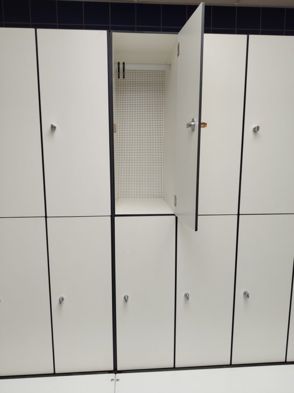 Complejo.Deportivo.Peralta-4